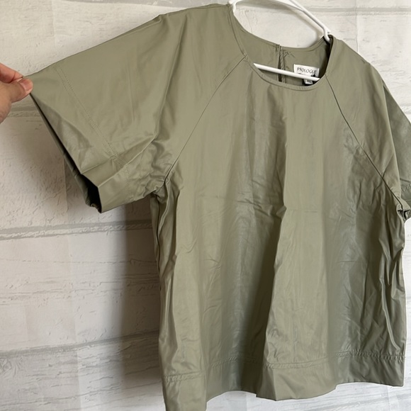NWT Prologue Light Sage Green Short Sleeve Top Faux Leather Size M - Picture 5 of 15
